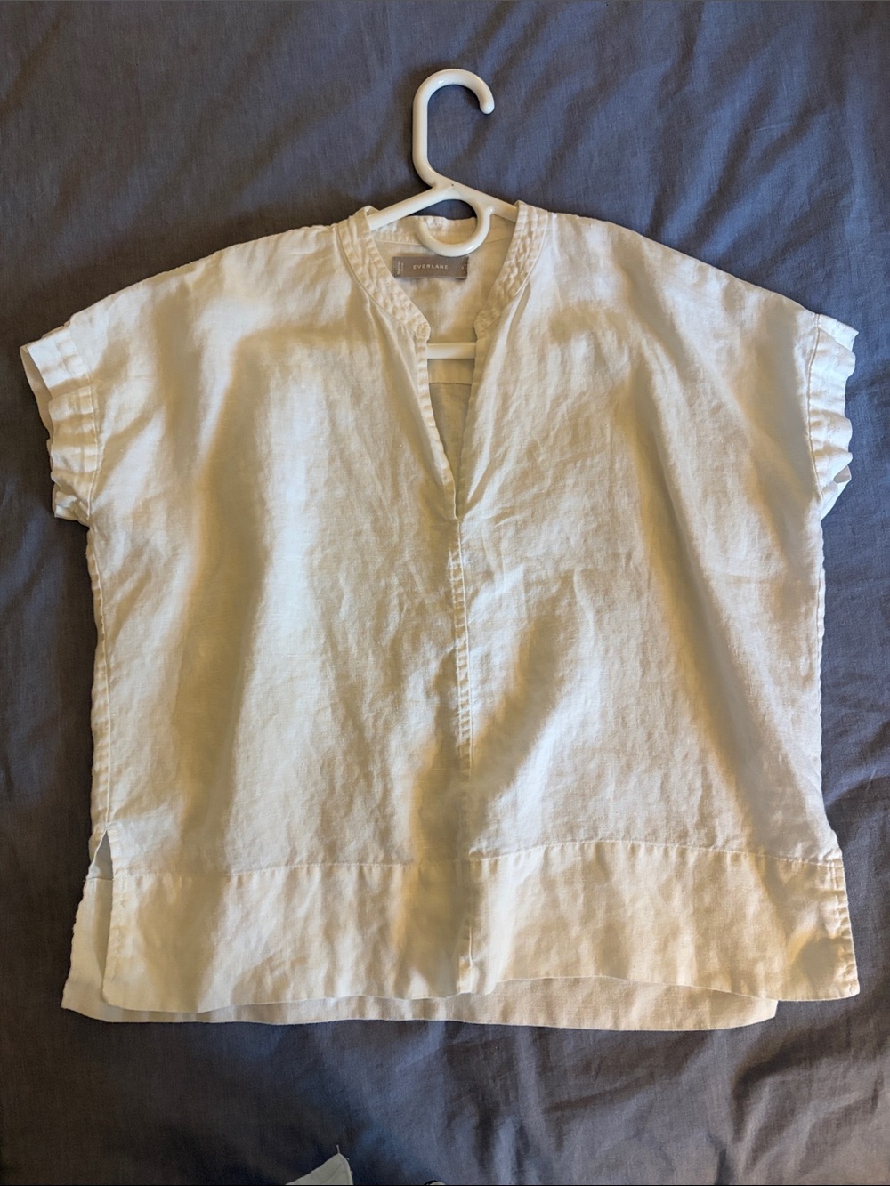 Lightweight Linen V-Neck Boxy Top in Off-White
